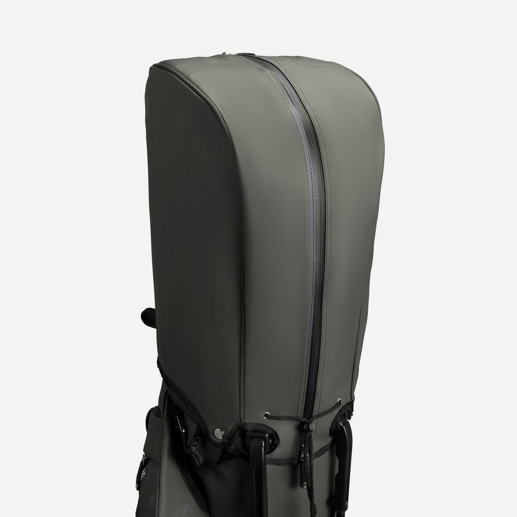 Player V Pro Stand in Pebbled Grey